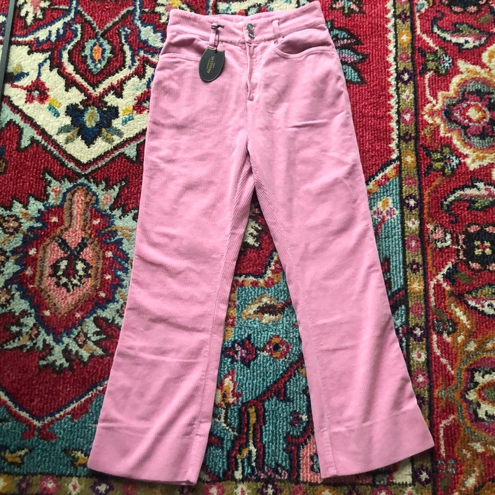 Pink crop flare cords